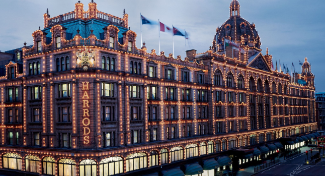 Harrods Store Fashion IMAGEN QUE GENERA VALOR (1)