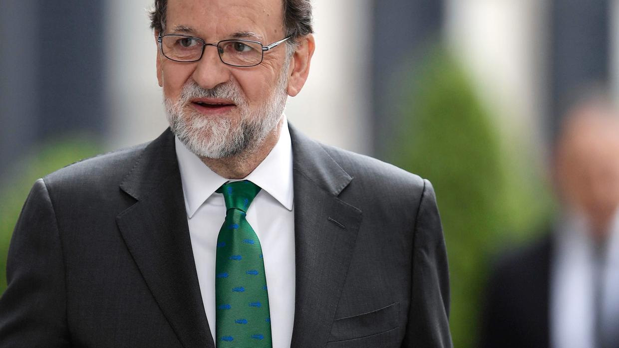 rajoy-U30831129530SK--1240x698@abc