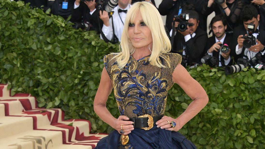 skynews-donatella-versace-met-gala_4303680