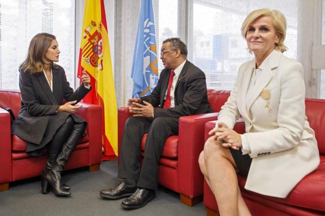 letizia-botas-atrevidas-adolfodominguez-k1aF--1350x900@MujerHoy